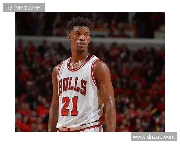 吉米巴特勒带领球队奋勇争先展现领袖风范与不屈精神